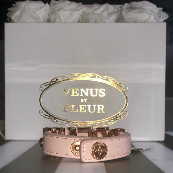 BCBG GENERATION DREAM AFFIRMATION CUFF BRACELET - Picture 2 of 2